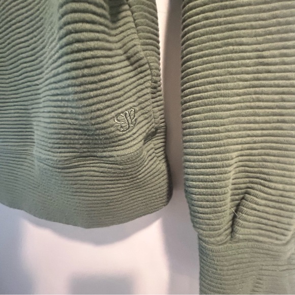 Albion Altas Ribbed Sweater - Picture 6 of 8